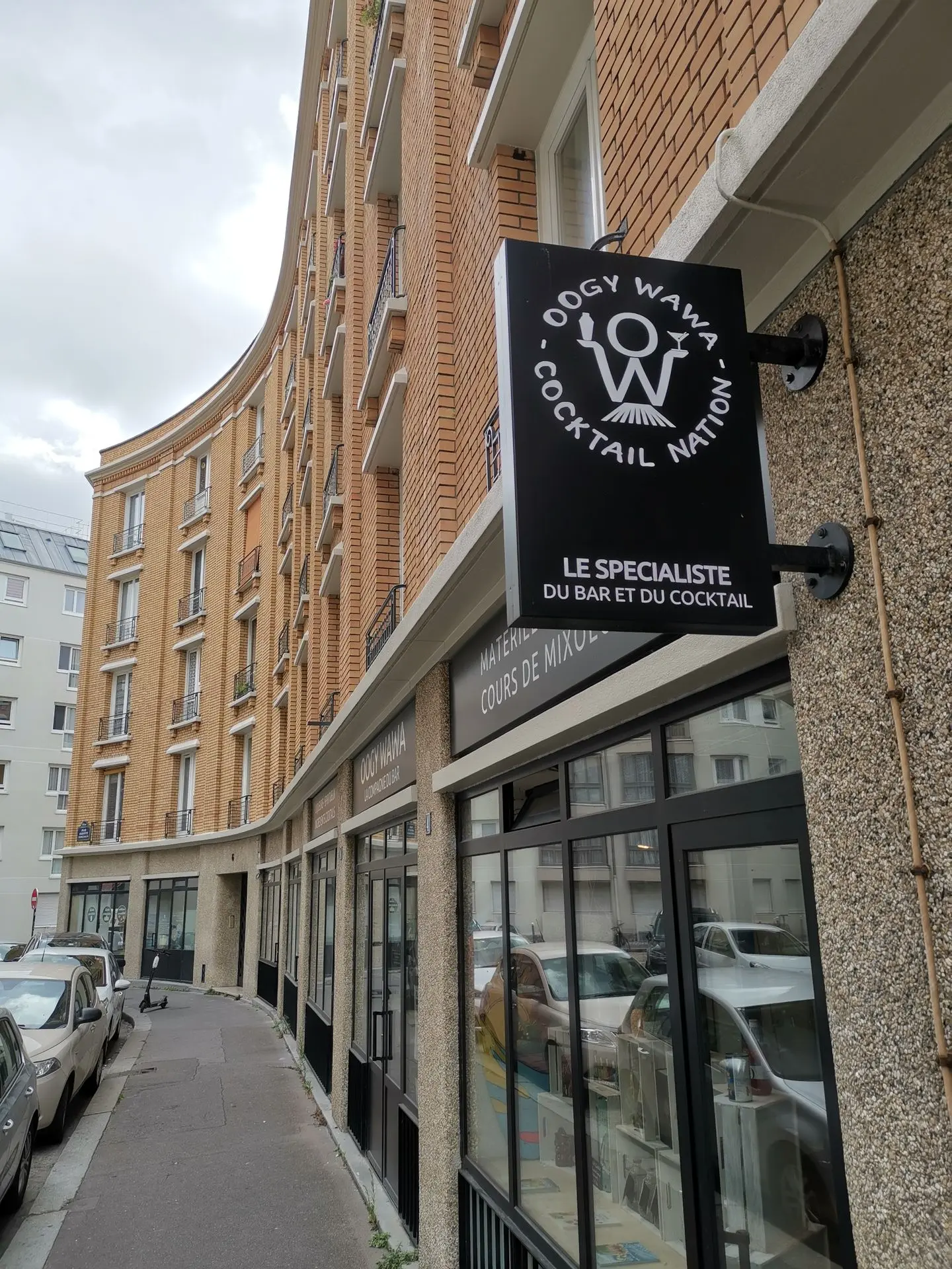 Enseigne du 4 rue Auguste Dorchain | OOGY WAWA Paris 15