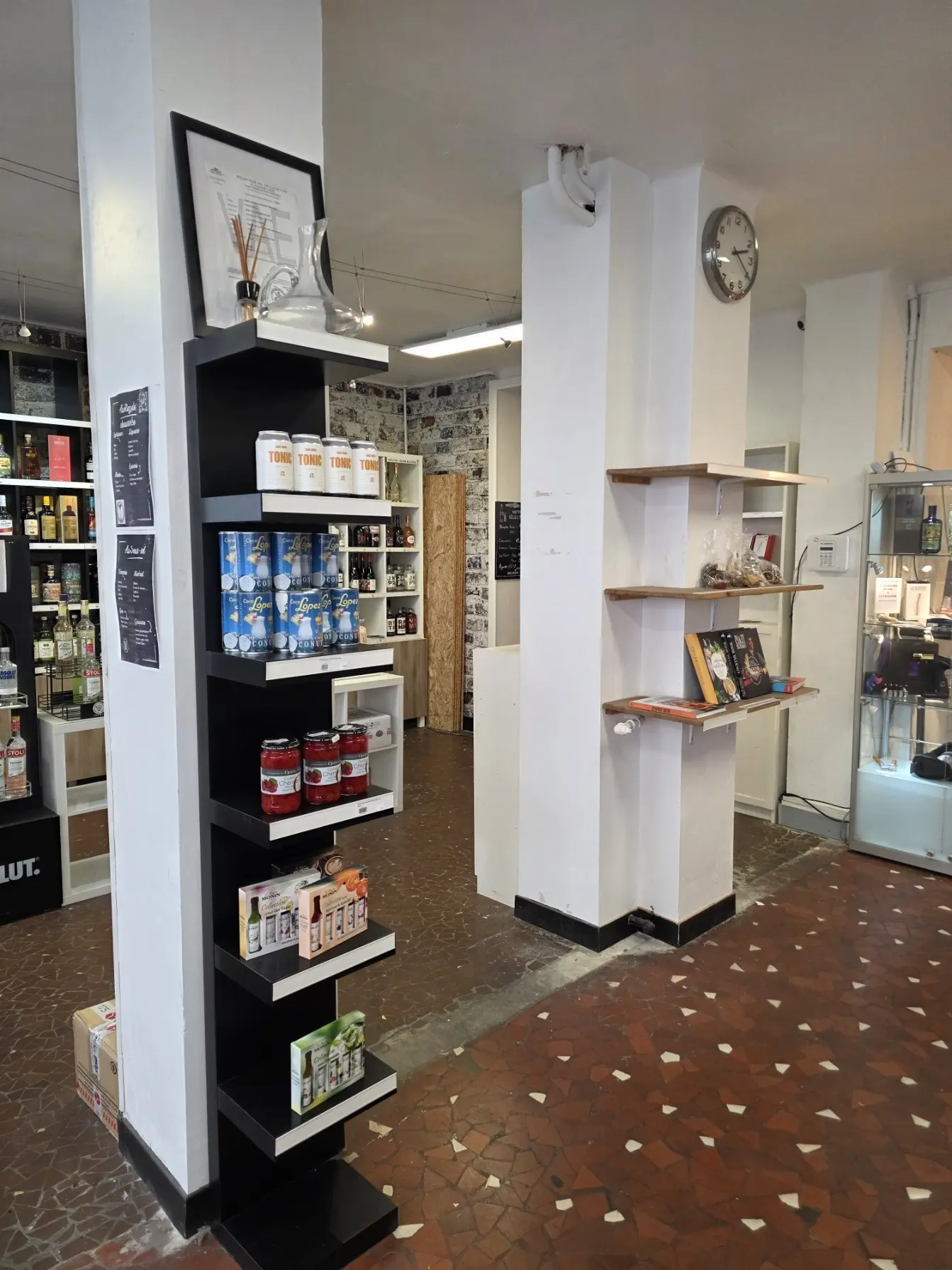 Boutique pour cocktails à Paris | OOGY WAWA Paris 15