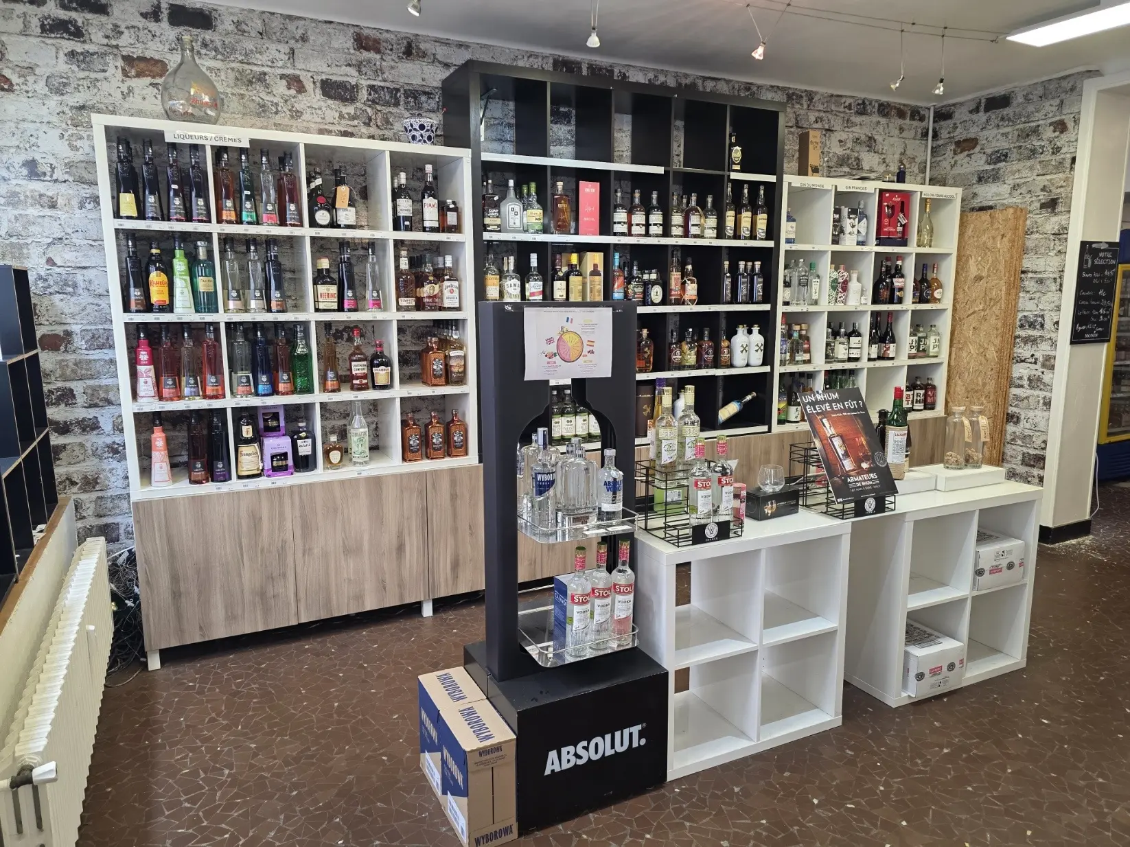 Spiritueux et liqueurs pour cocktails | OOGY WAWA Paris 15